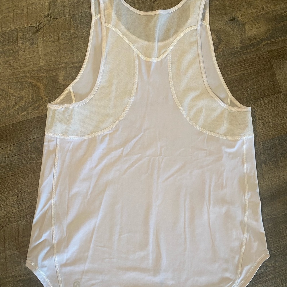 Lululemon mesh detail tank